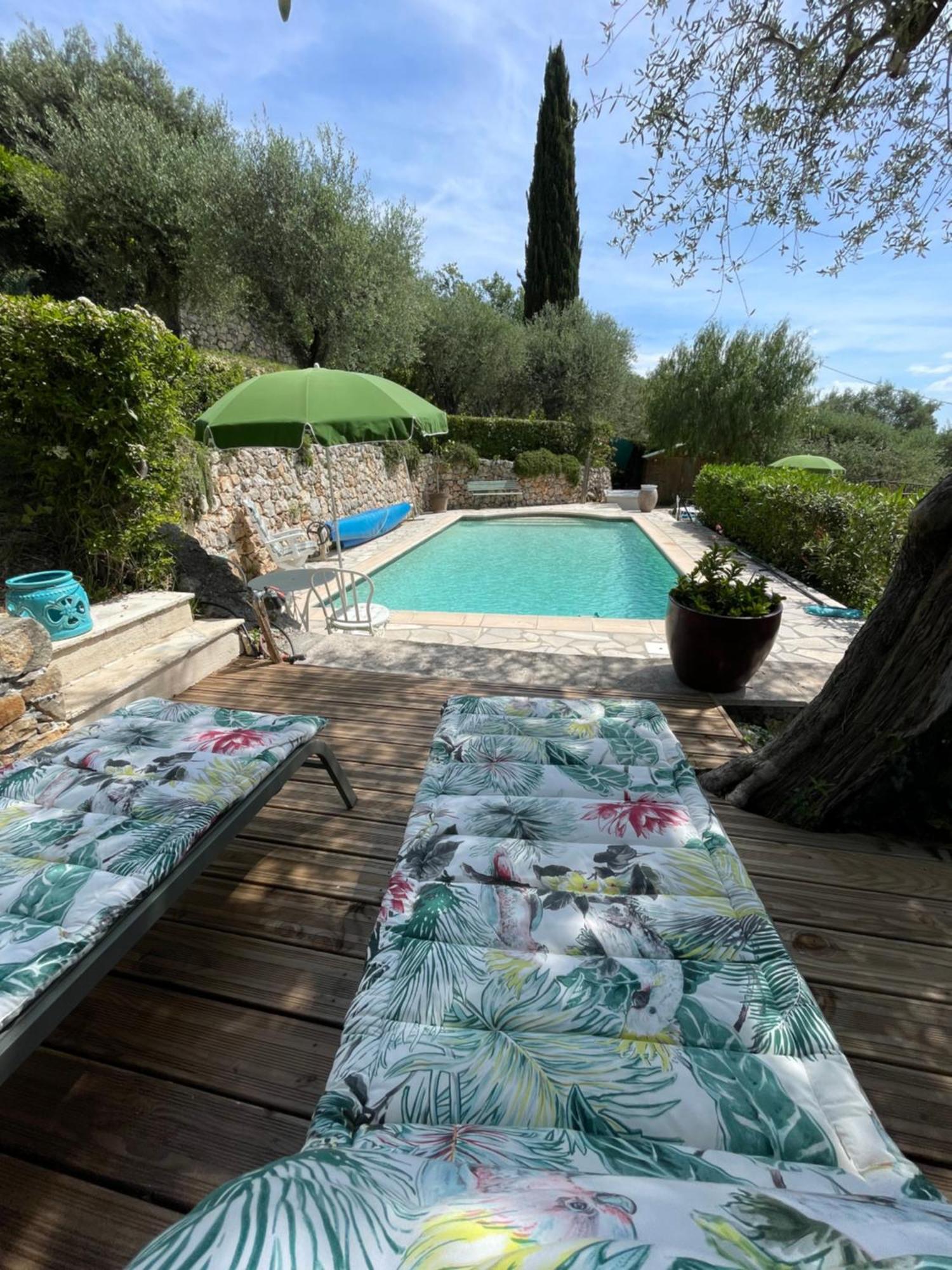 Villa Daphne Spéracèdes Exteriör bild